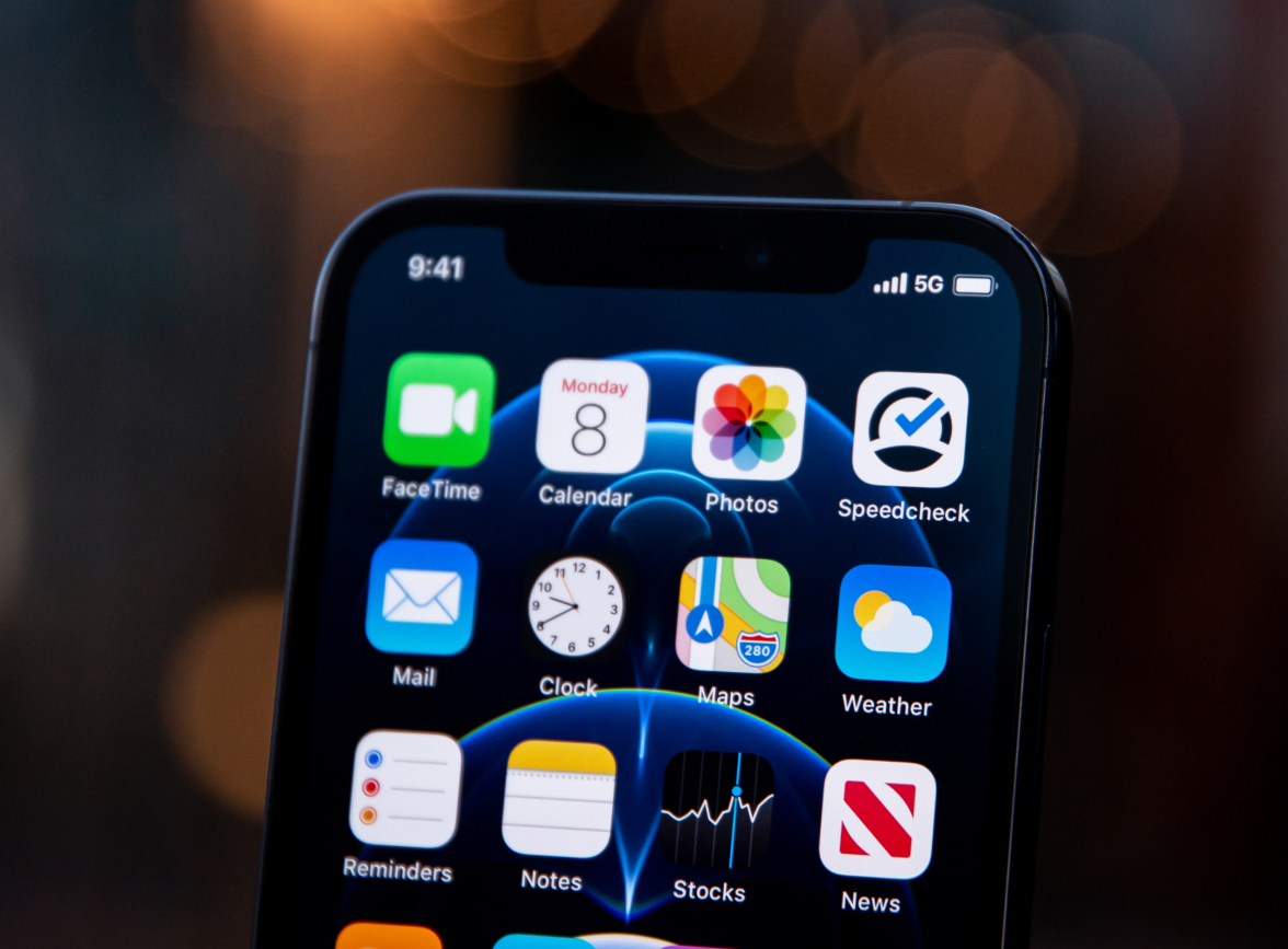 凌河苹果手机维修分享为什么 iPhone 12 在冬季会自动关机 